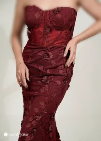 ماکسی مجلسی دکلته با طرح برجسته گل