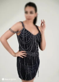 مینی مجلسی با سرشانه بندی مروارید دوزی شده