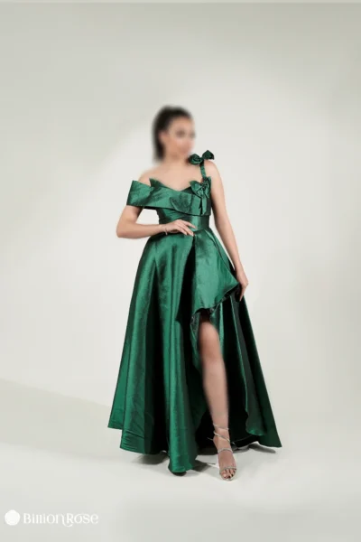 ماکسی مجلسی آف‌ شولدر با پاپیون برجسته و چاک جانبی