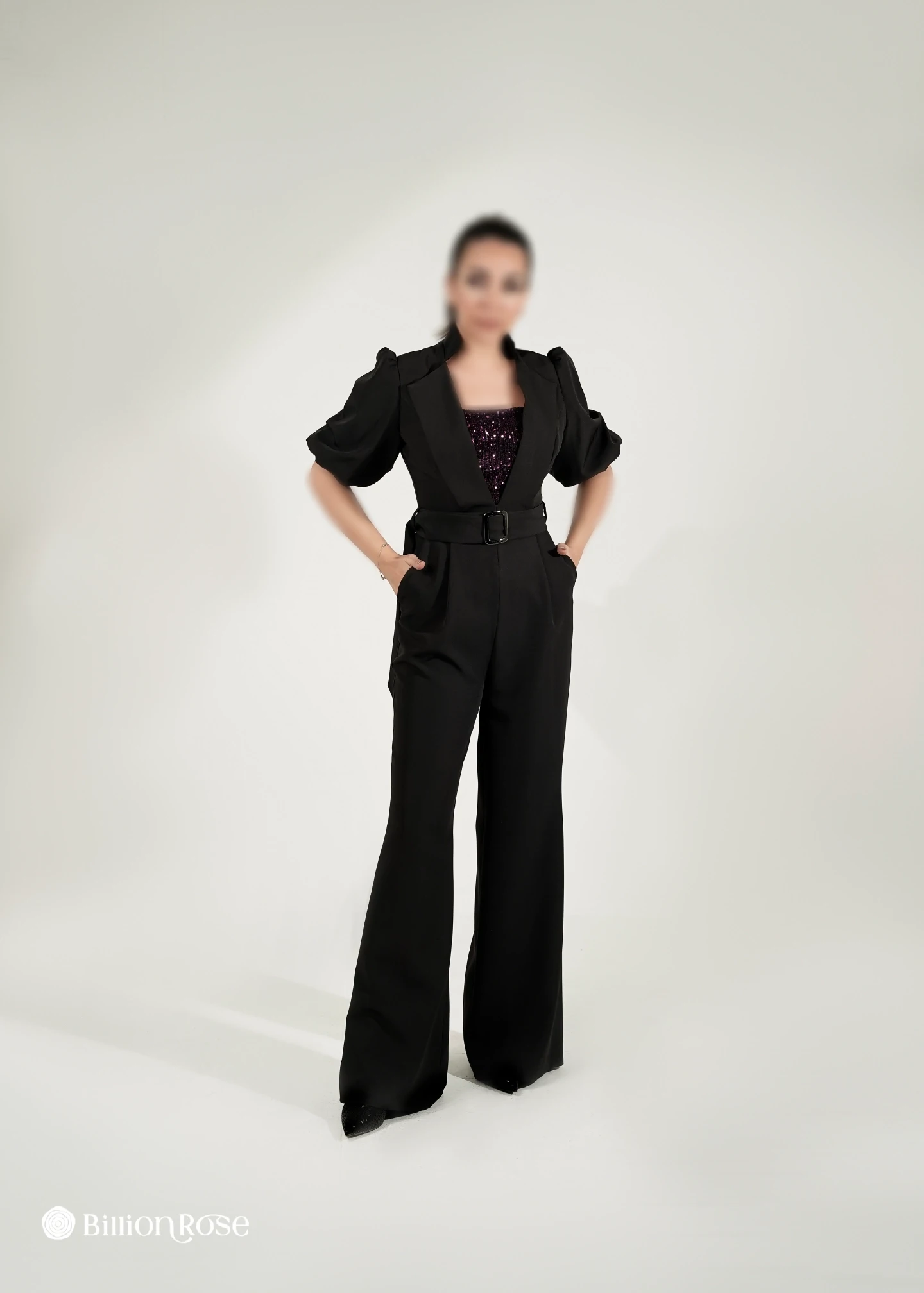 y25 ست مجلسی لباس سرهمی و کراپ پولک دوزی شده