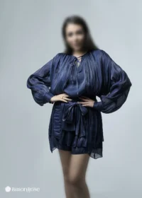 لباس کوتاه مجلسی با آستین پف دار مدل چین دار