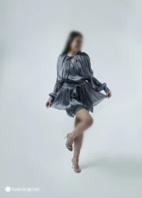 لباس کوتاه مجلسی با آستین پف دار مدل چین دار