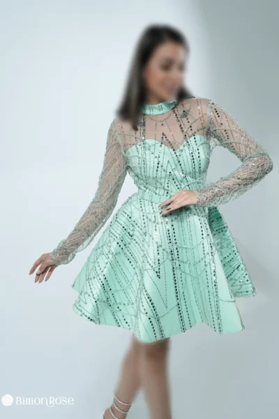 لباس کوتاه مجلسی تیفانی با یقه و آستین تور