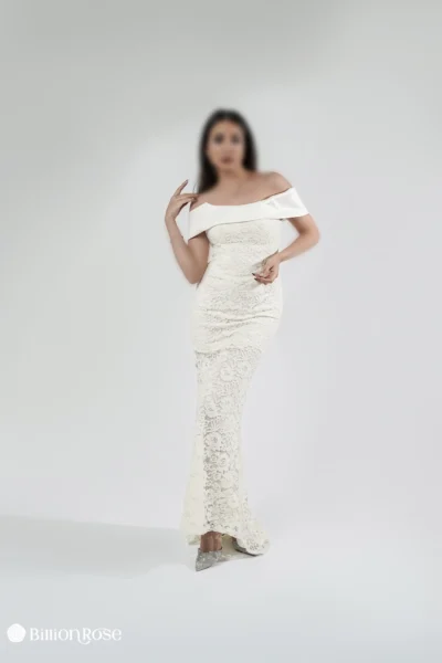 ماکسی مجلسی گیپور با یقه قایقی برگردان