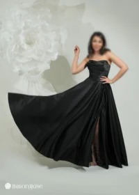 ماکسی دکلته و بالاتنه دراپه