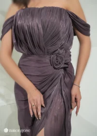 لباس بلند مجلسی آف شولدر چین دار با طرح گل رز و چاک بلند