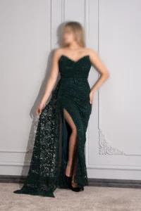 پیراهن ماکسی دکلته دنباله دار