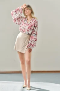 شومیز زنانه آستین بلند و دامن کوتاه